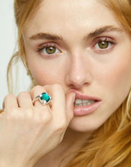 Sterling Silver Plated Metal Alloy Ring With A Green Emerald Faceted Crystal