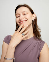 Eye-Shaped Ring With Faceted Blue Crystal - Silver