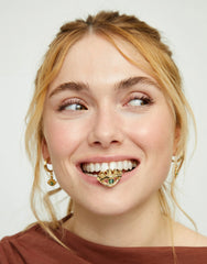 Eye-Shaped Ring With Faceted Green Crystal - Gold