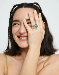 Eye-Shaped Ring With Faceted Green Crystal - Silver