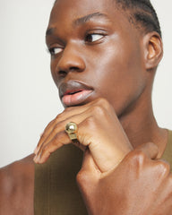 18K Gold Alloy Ring With The Shape Of A Ball