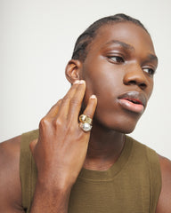 18K Gold Alloy Ring With The Shape Of A Ball