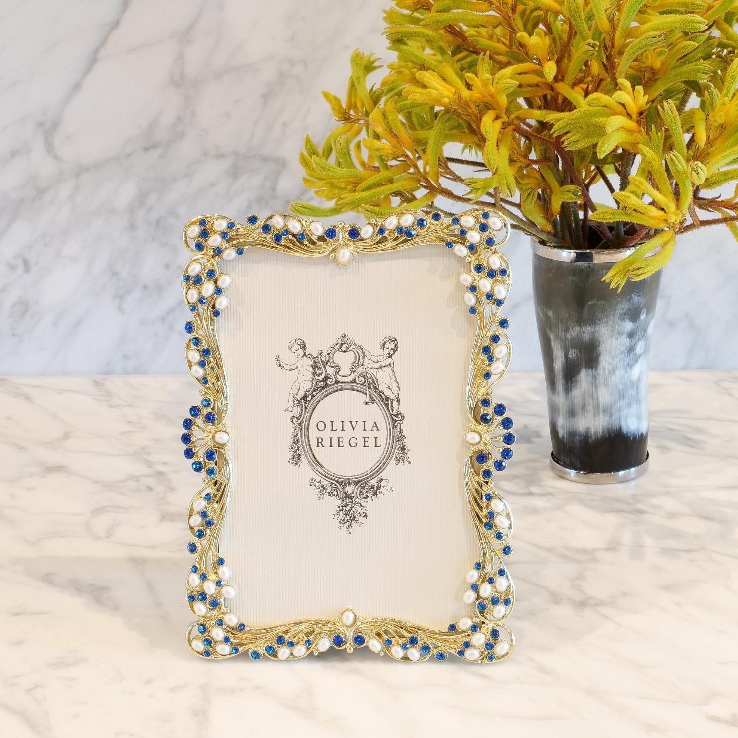 Audrey Capri Frame Gold