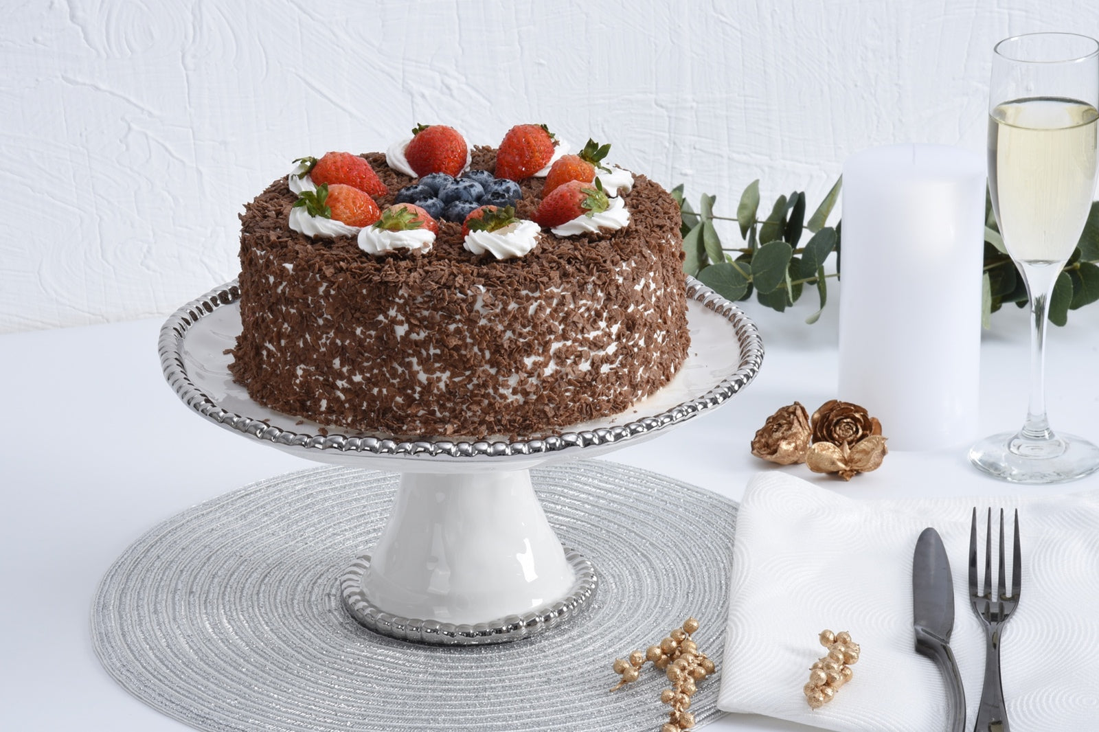 Salerno Round Cake Stand