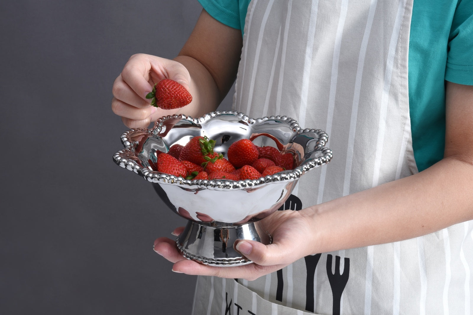 Verona Footed Bowl