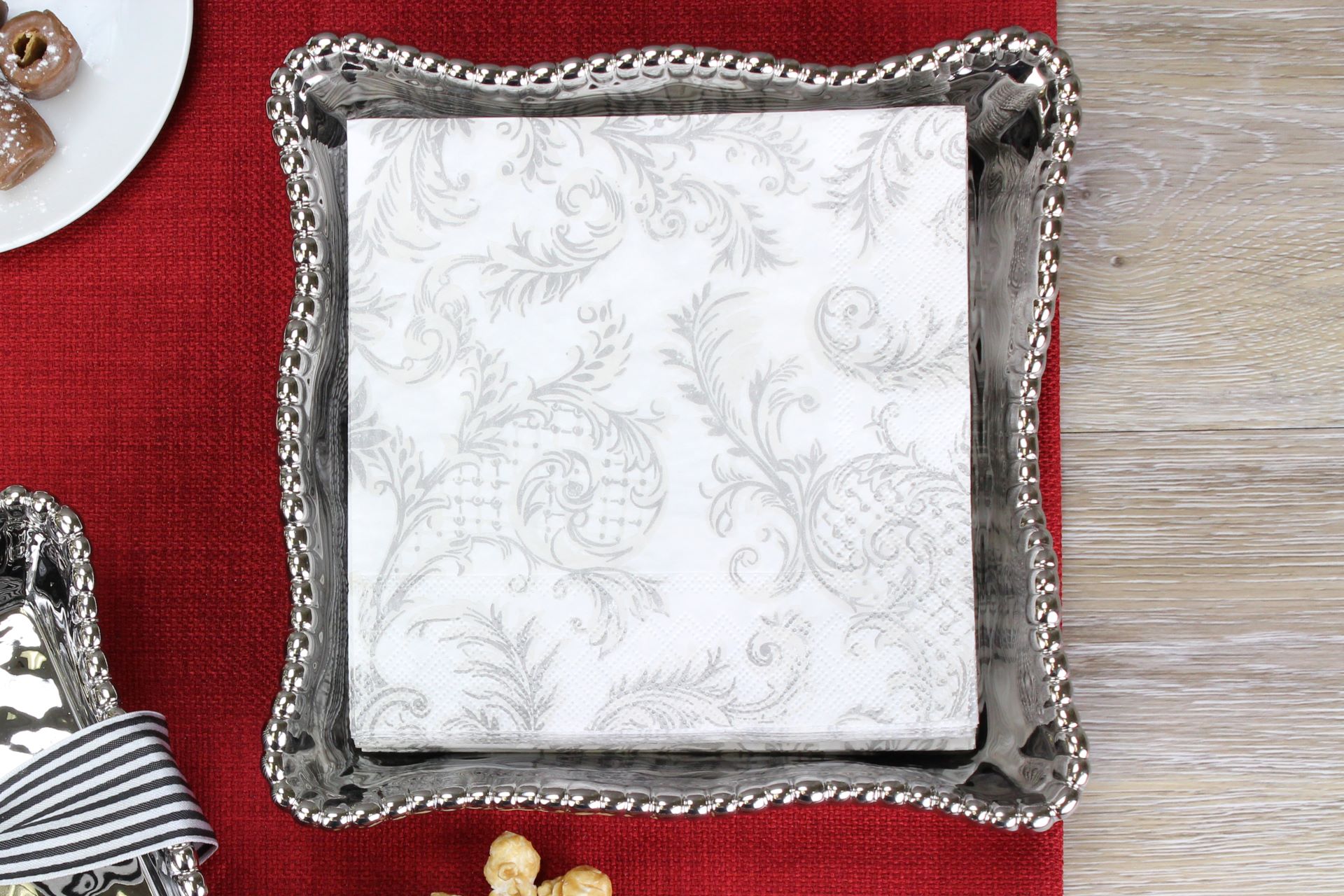 Verona Luncheon Napkin Holder