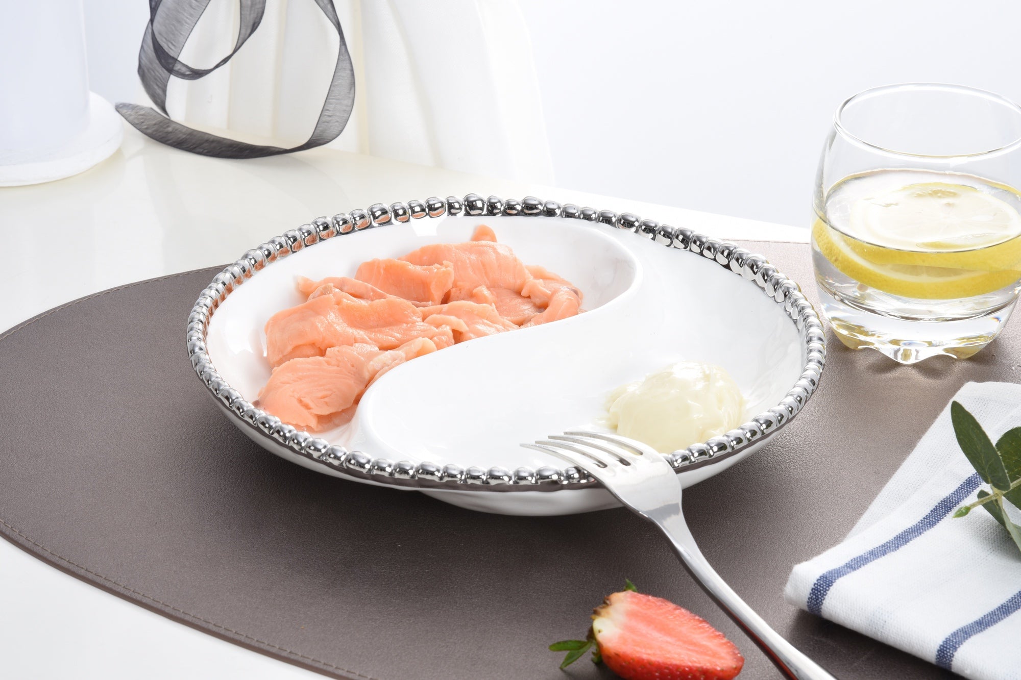 Salerno Small 2-section Platter
