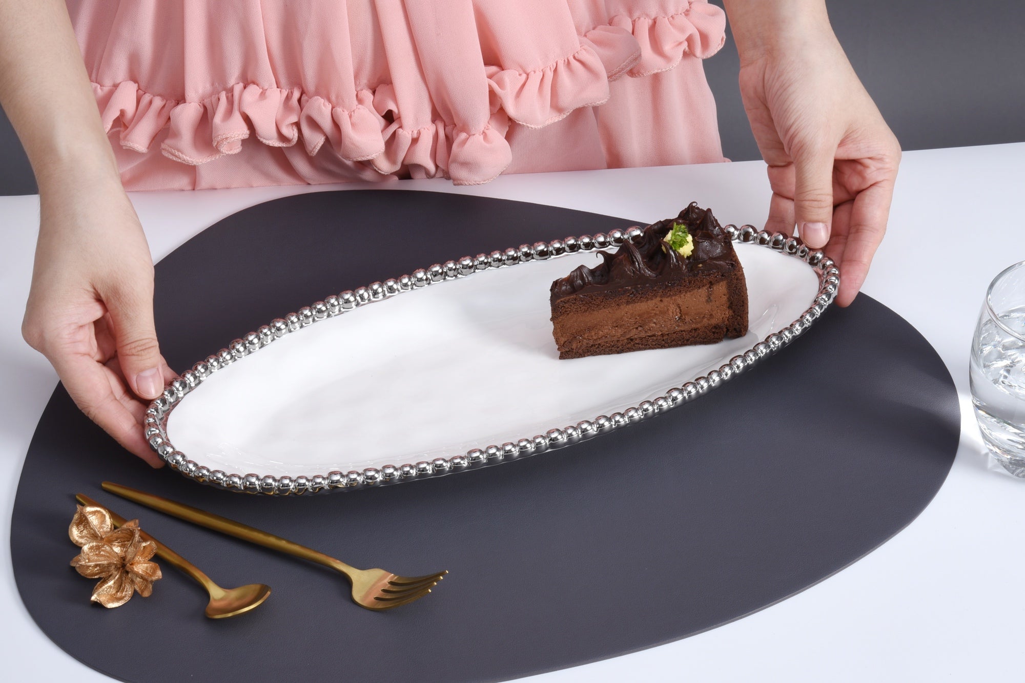 Salerno Small Oval Serving Piece