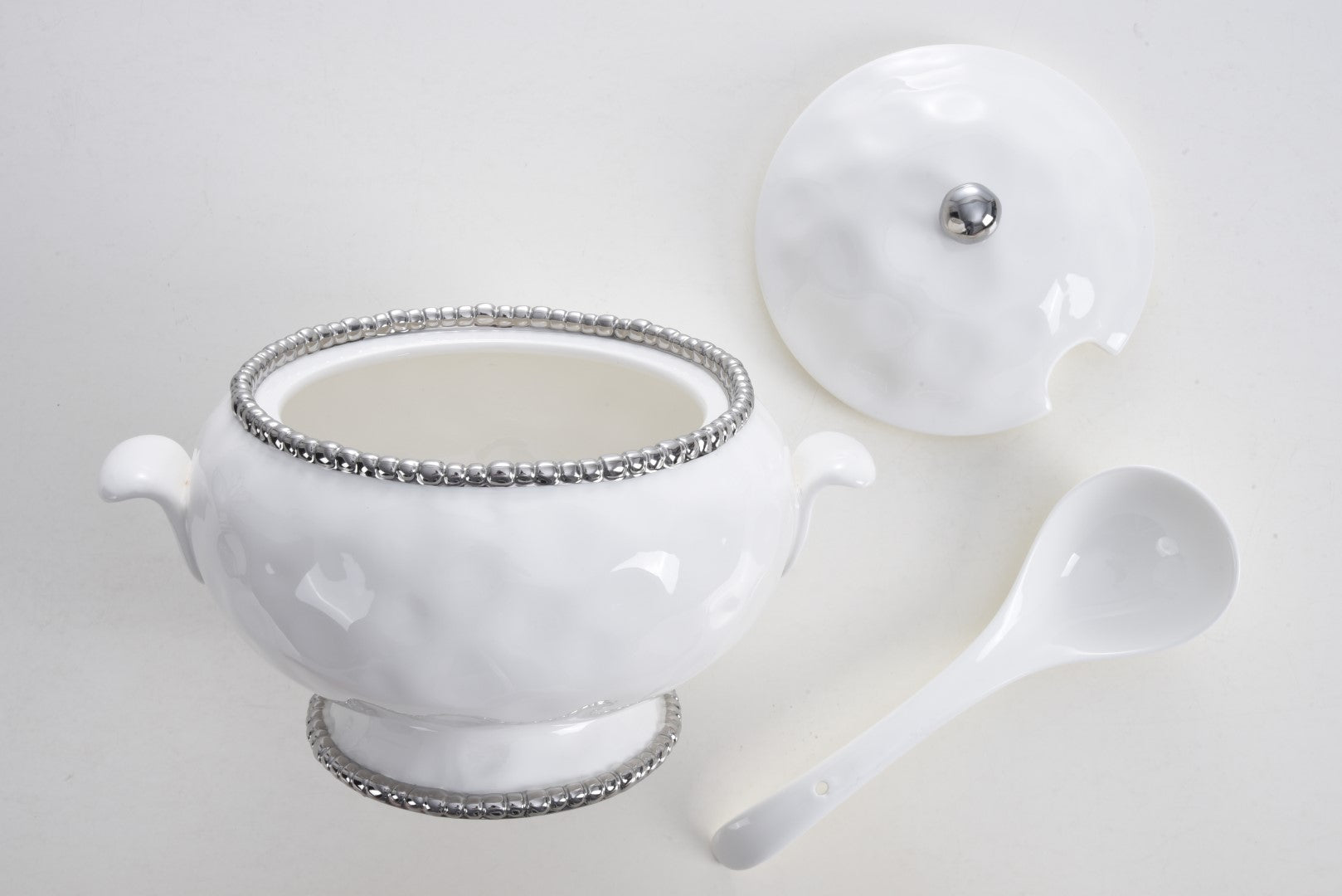 Salerno Soup Tureen & Ladle