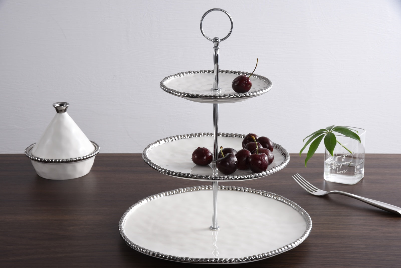 Salerno 3 Tier Stand