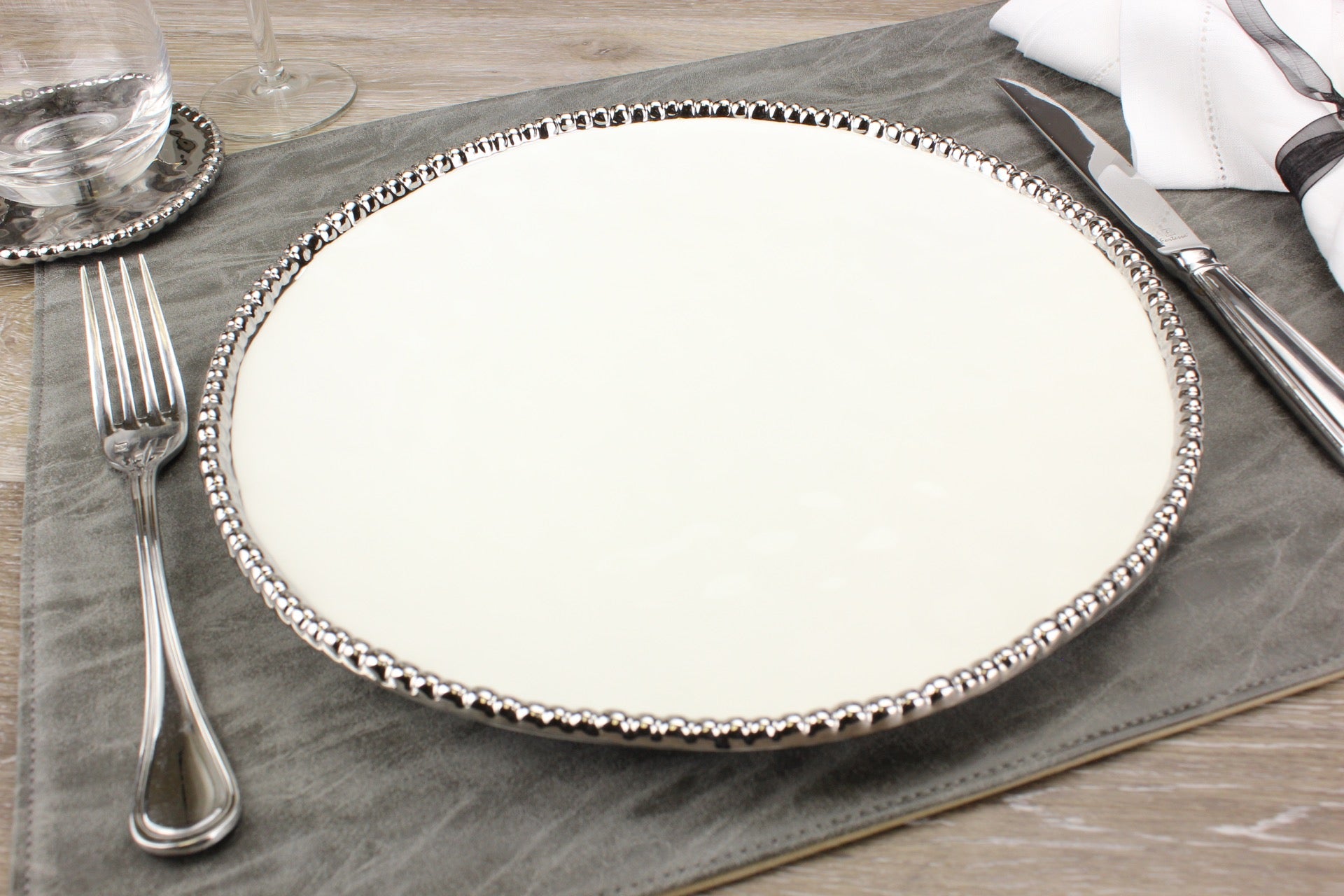 Set The Table Round Dinner Plate