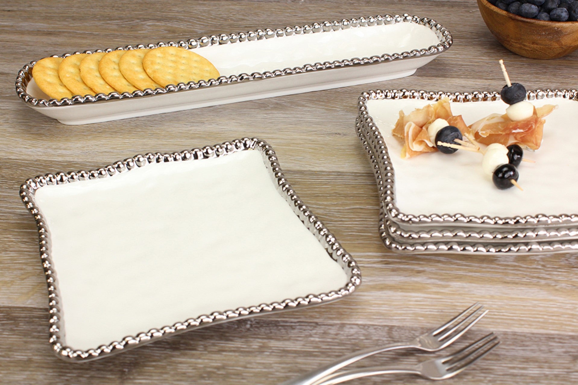 Salerno Cracker Tray