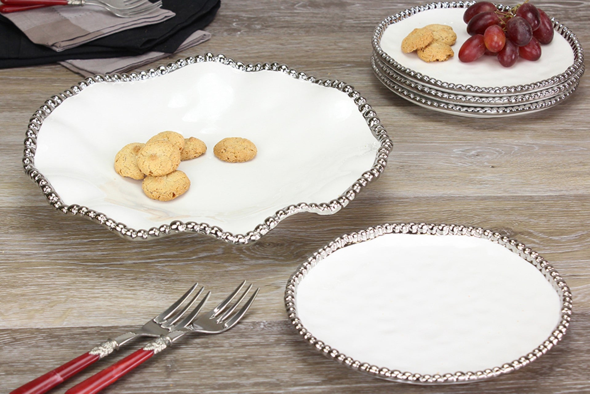 Salerno Round Appetizer/dessert Plate