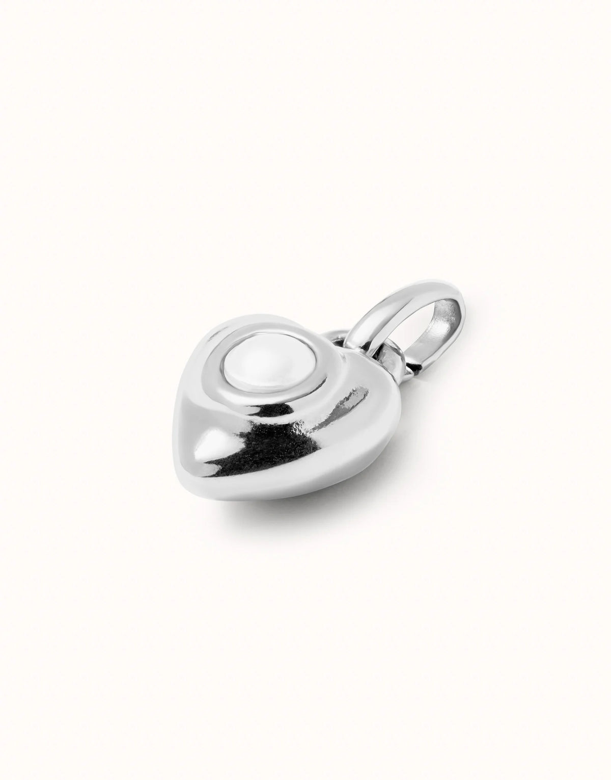 Charm With Pearl - Silver