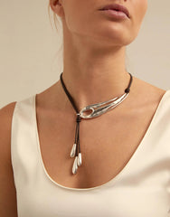 Lash Necklace With Dragonfly Wing And 3 Fringes With Drops - Silver