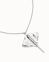 Long Chain Pendant With Stingray - Silver