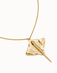 Long Chain Pendant With Stingray - Gold