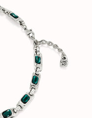 Short Necklace With Green Crystals
