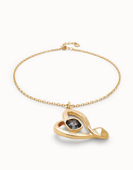 Midsize Chain Pendant Necklace With a Large Heart - Gold