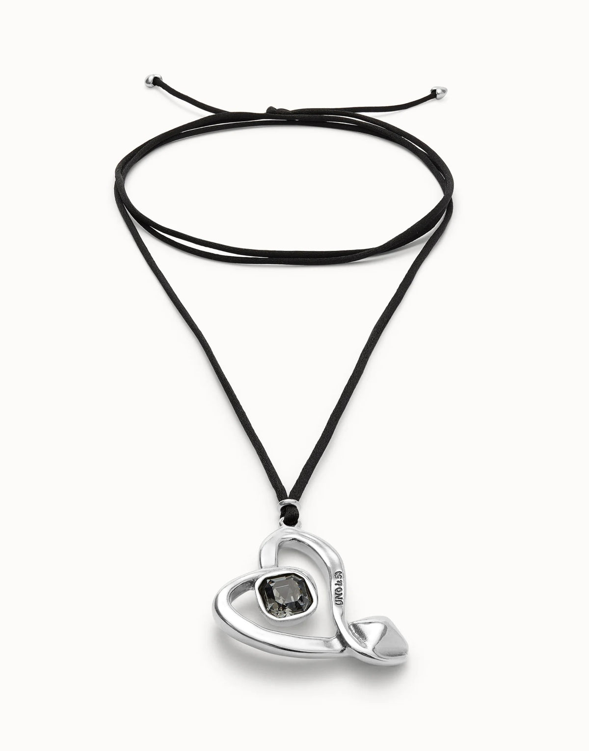 Long Pendant And Central Heart With Black Crystal - Silver