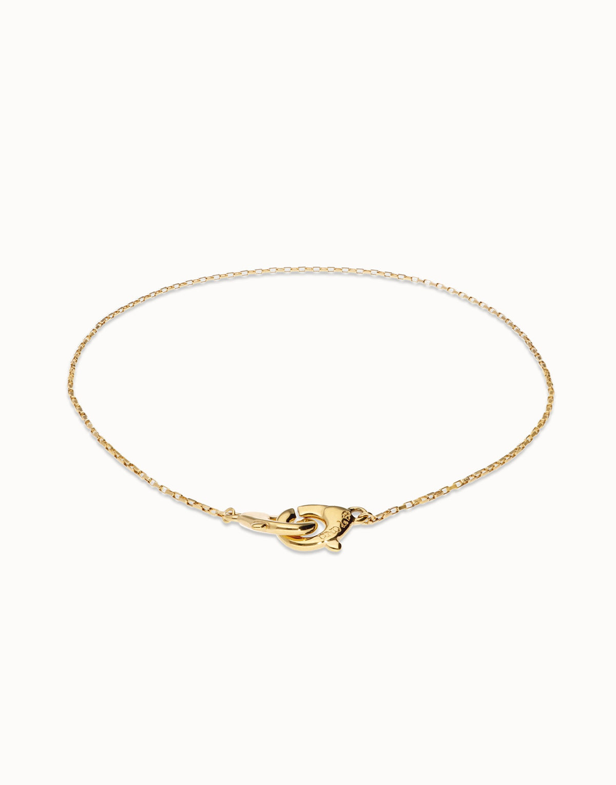 Necklace With Interlocked Carabiner Detail - Gold
