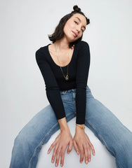 Long Necklace With Interlocked Carabiner Detail - Gold