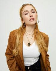 Long Necklace Plated In 18K Gold With A Grey Faceted Crystal