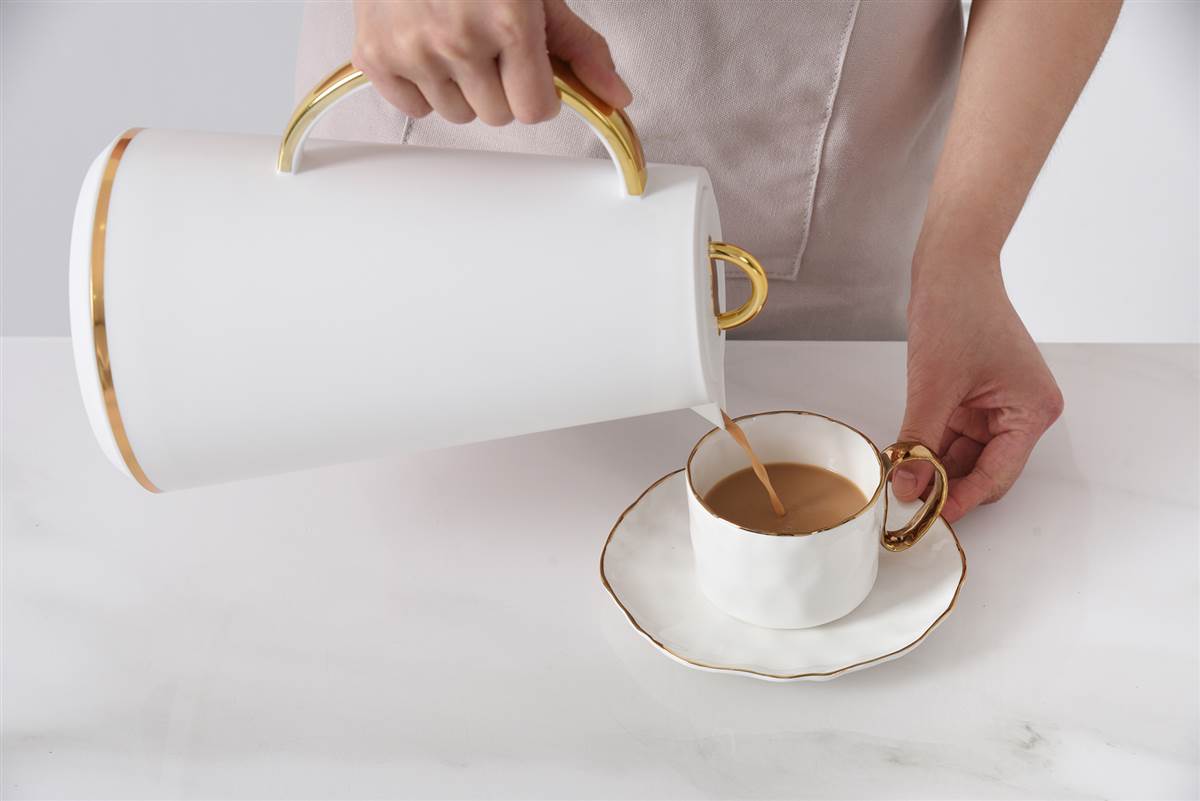 Classic Thermal Carafe White/Gold
