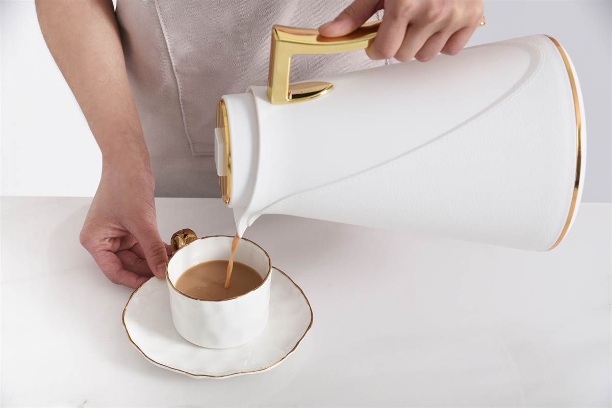 Textured Thermal Carafe - White/Gold