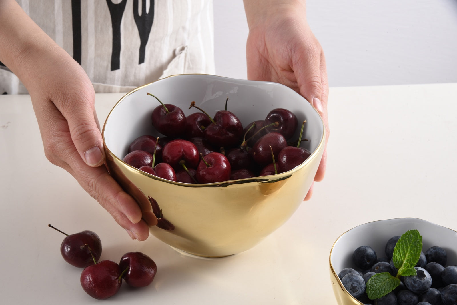 Moonlight Medium Bowl