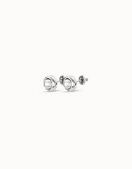 Stud Earrings With Pearl