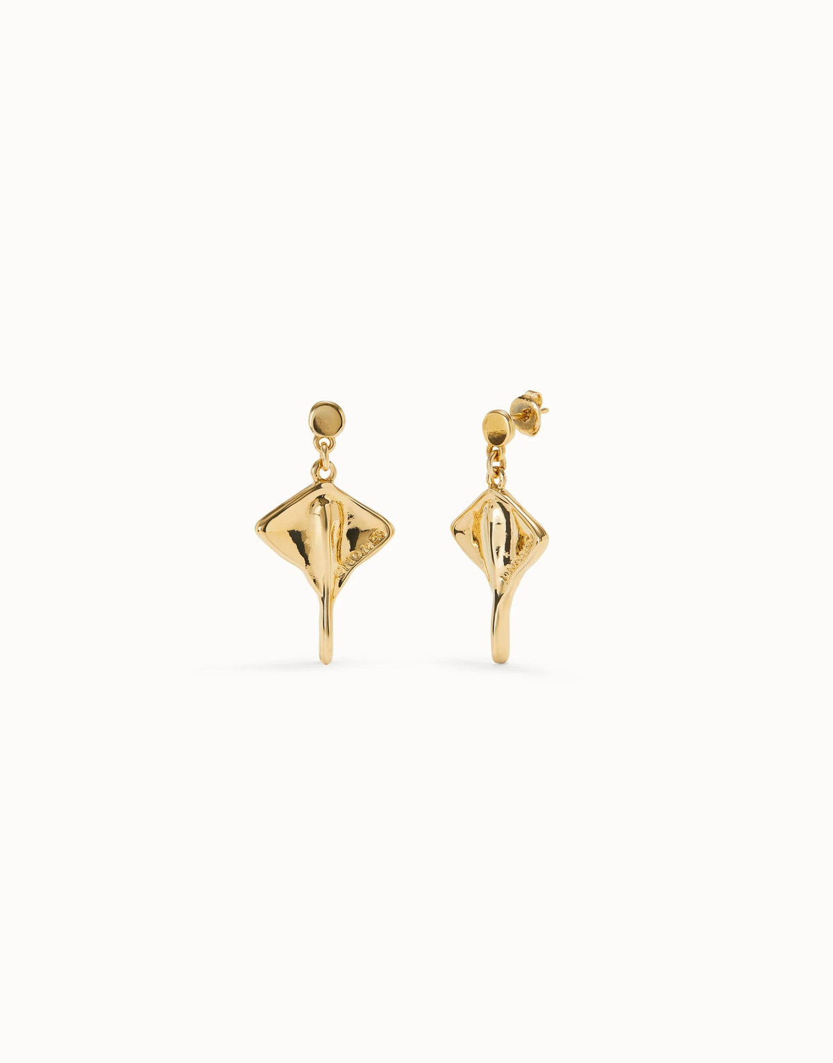 Earrings In The Shape Of A Stingray - Gold