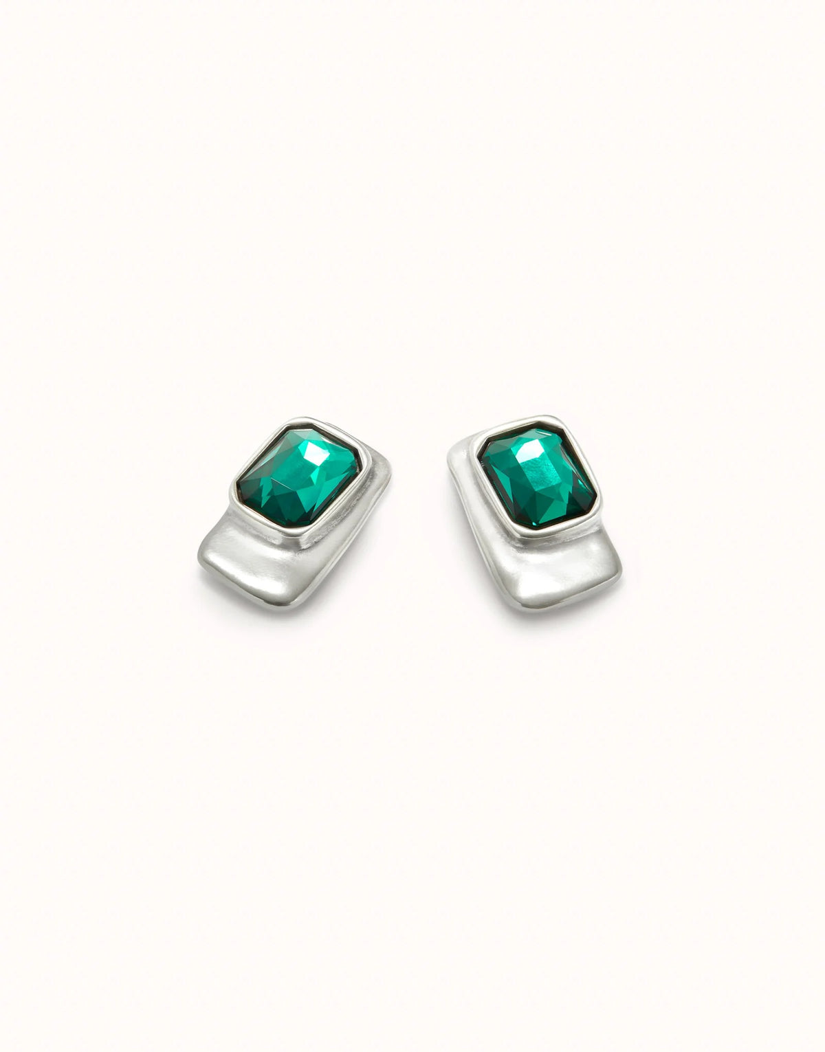 Rectangular-Shaped Earrings With Green Faceted Crystal