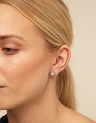 Single Stud Earring With Blue Crystal - Gold