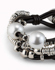 Leather Beaed Bracelet With Pearls