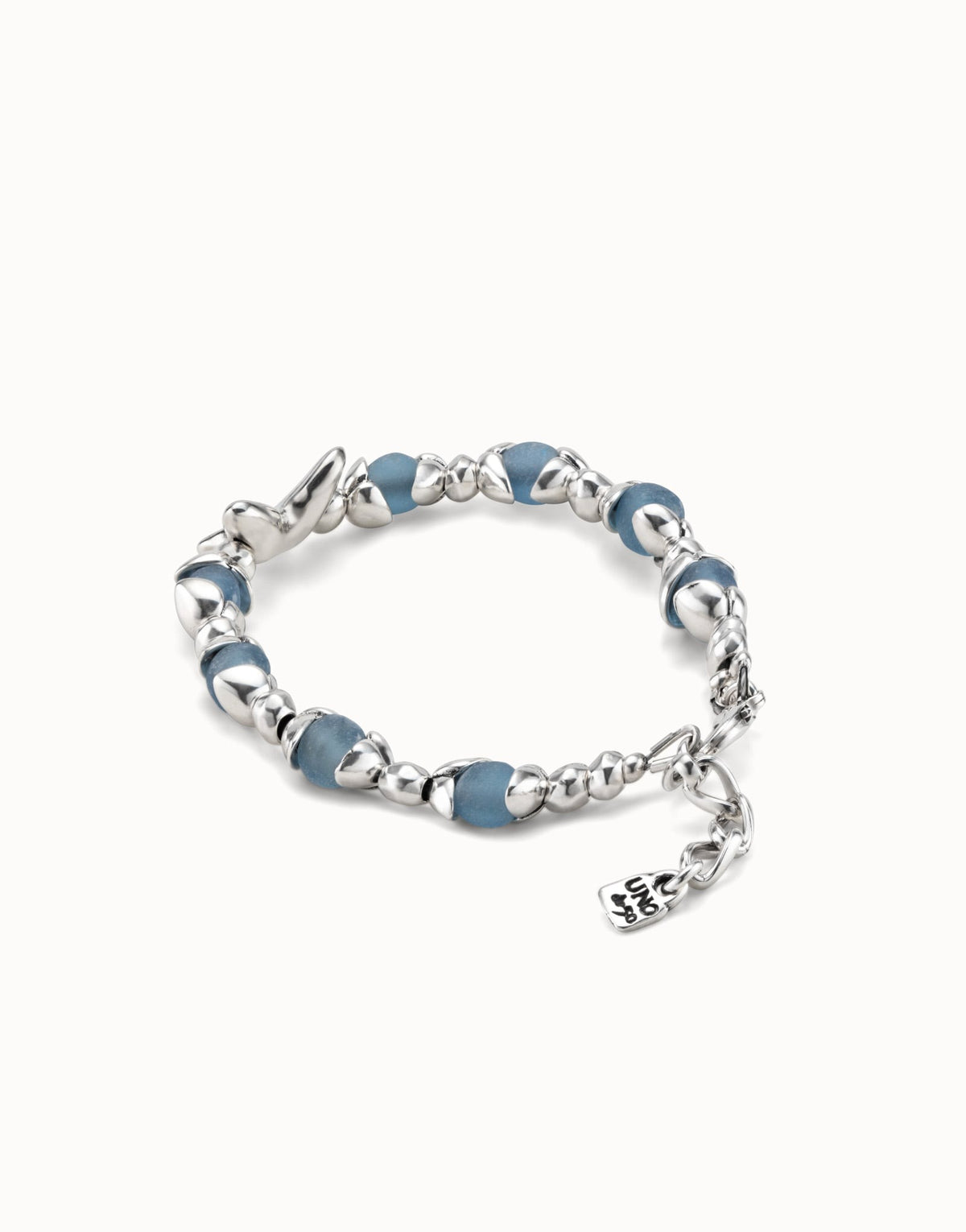 Beaded Bracelet With Blue Crystals and Central Butterfly