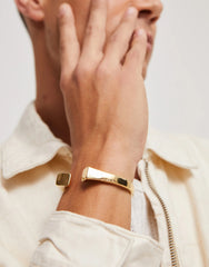 Bangle Bracelet With Square Shape - Gold