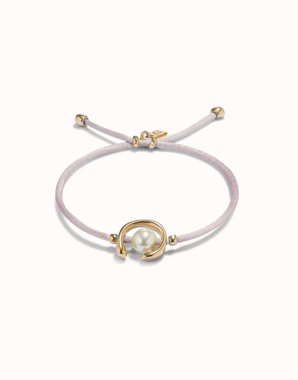 Lilac Thread Bracelet With 18K Gold Plated Shell Pearl
