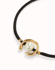 Black Thread Bracelet With 18K Gold Plated Shell Pearl