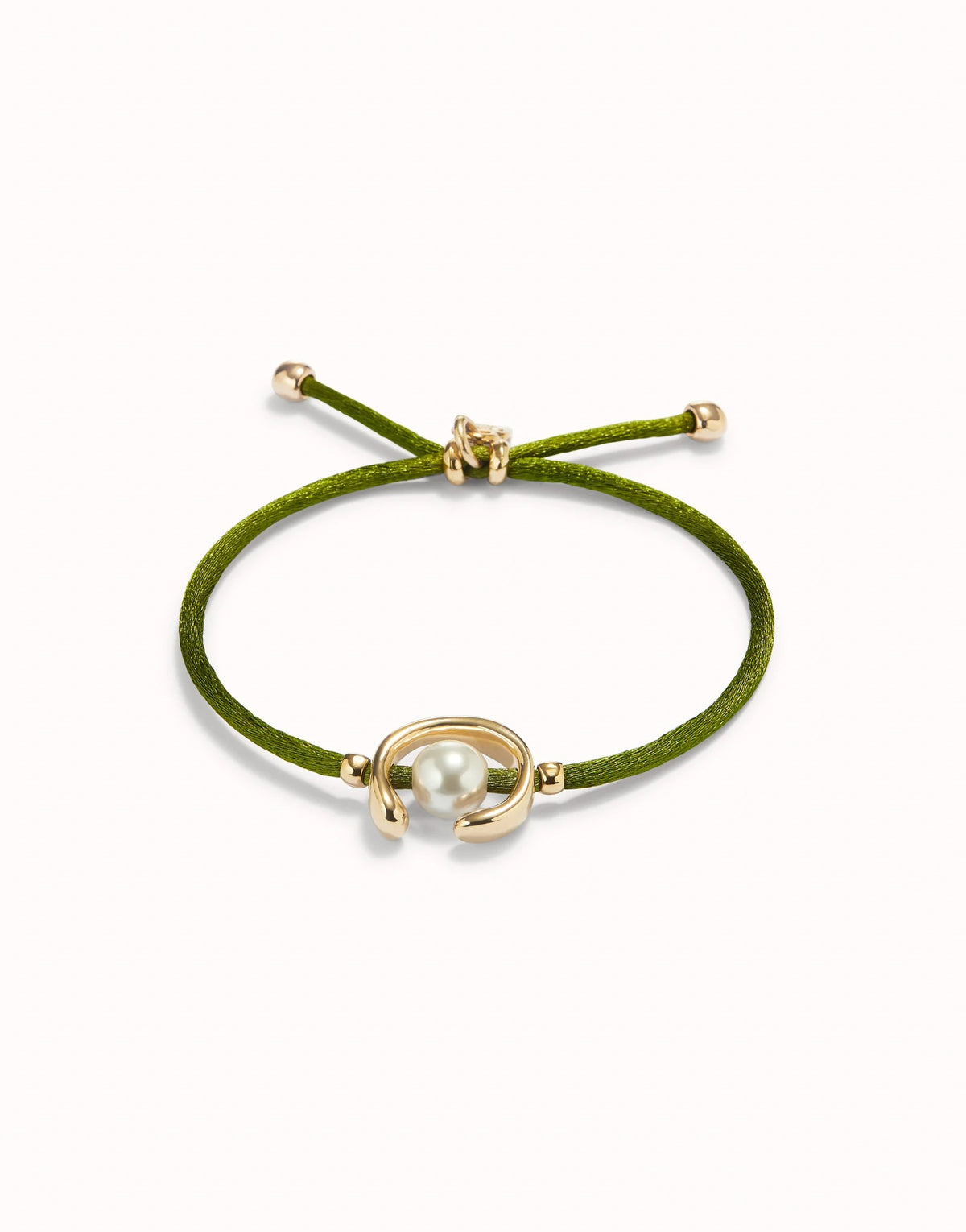 Dark Green Thread Bracelet With 18K Gold Plated Shell Pearl