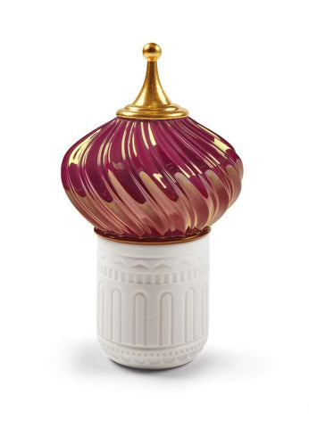 Candy Spire Candle 1001 Lights. Night Approaches Scent