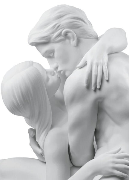 Passionate Kiss Couple Sculpture