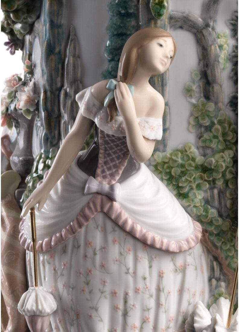 Ladies From Aranjuez Vase - Limited Edition
