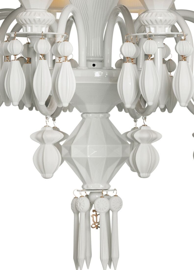 Belle De Nuit 12 Lights Chandelier. White (us)