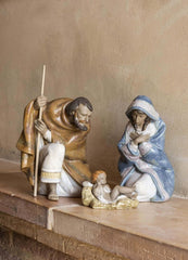 Baby Jesus Nativity Figurine. Gres