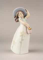 Little Daisy Girl Figurine