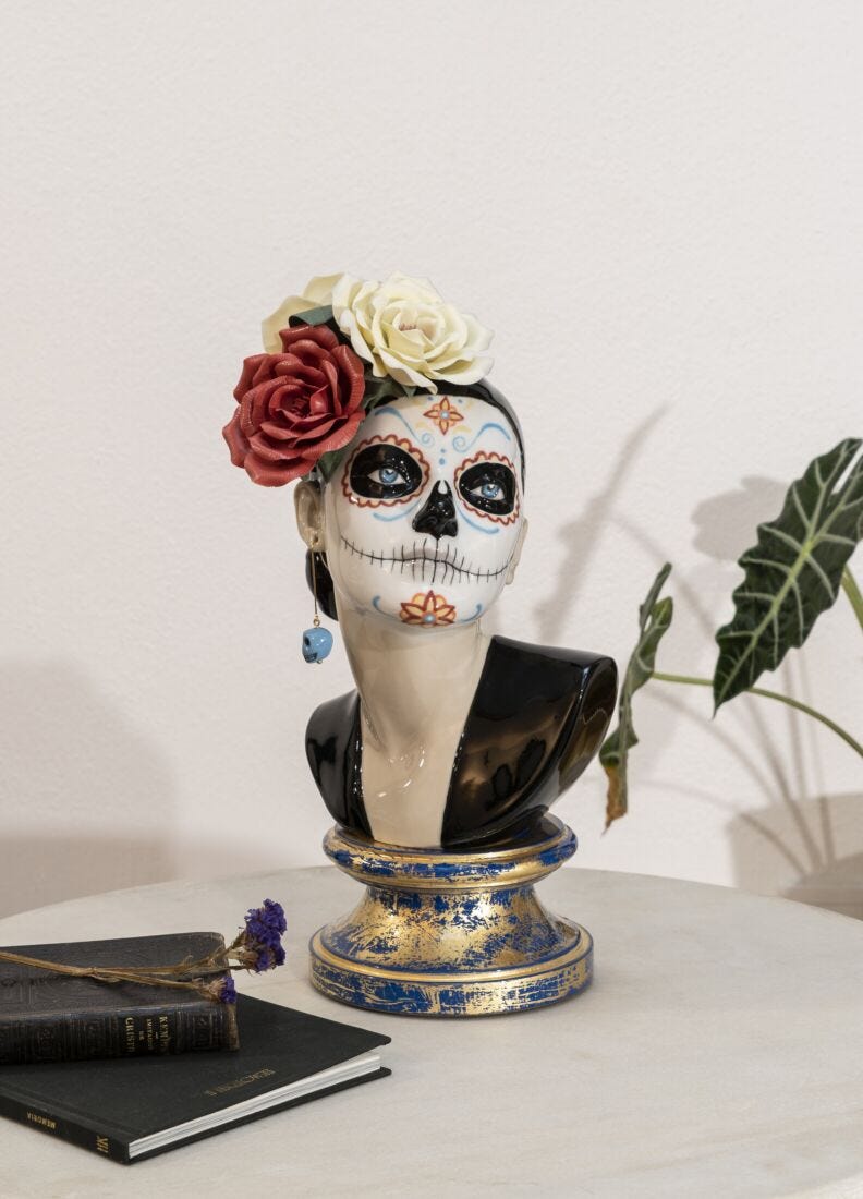 Beautiful Catrina Figurine. Limited Edition