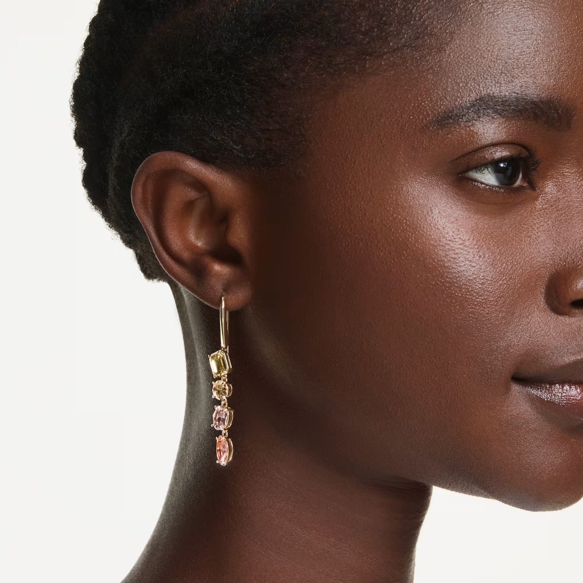 Gema drop earrings Asymmetrical design, Mixed cuts, Pink, Gold-tone plated