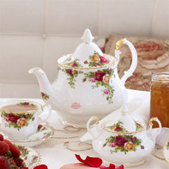 Royal Albert Old Country Roses Teapot