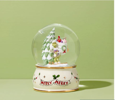 Grinch Snow Globe